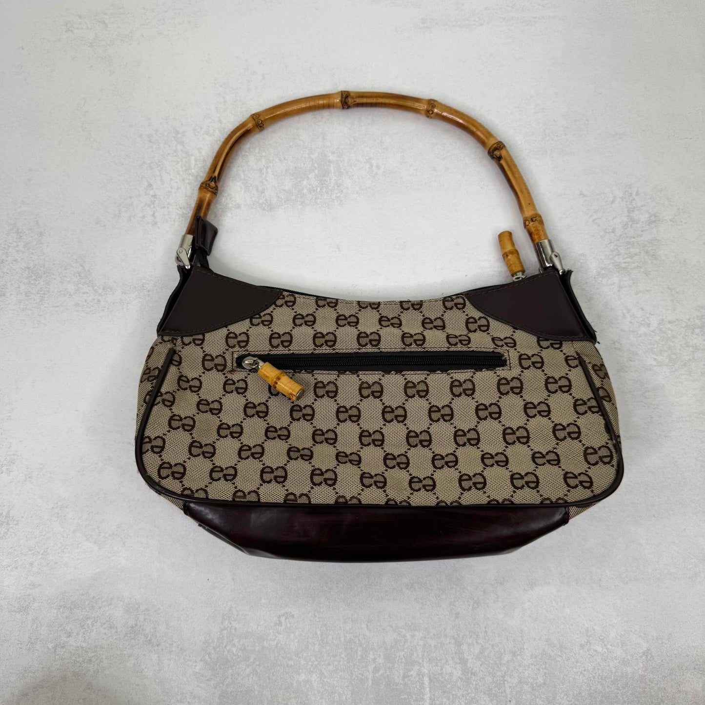 Y2K vintage shoulder bag bamboo handle small faux leather trim circle