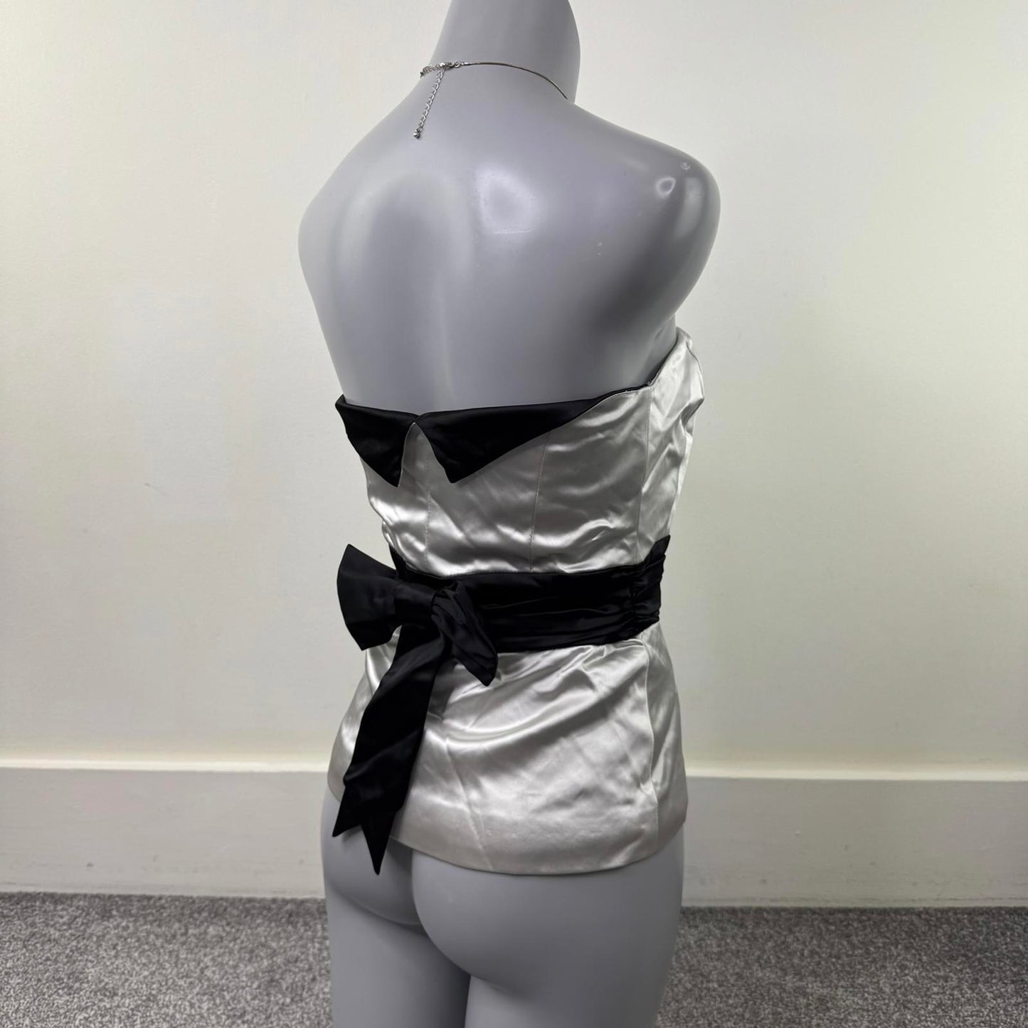 Y2K vintage strapless top satin bow bustier party going out boned
