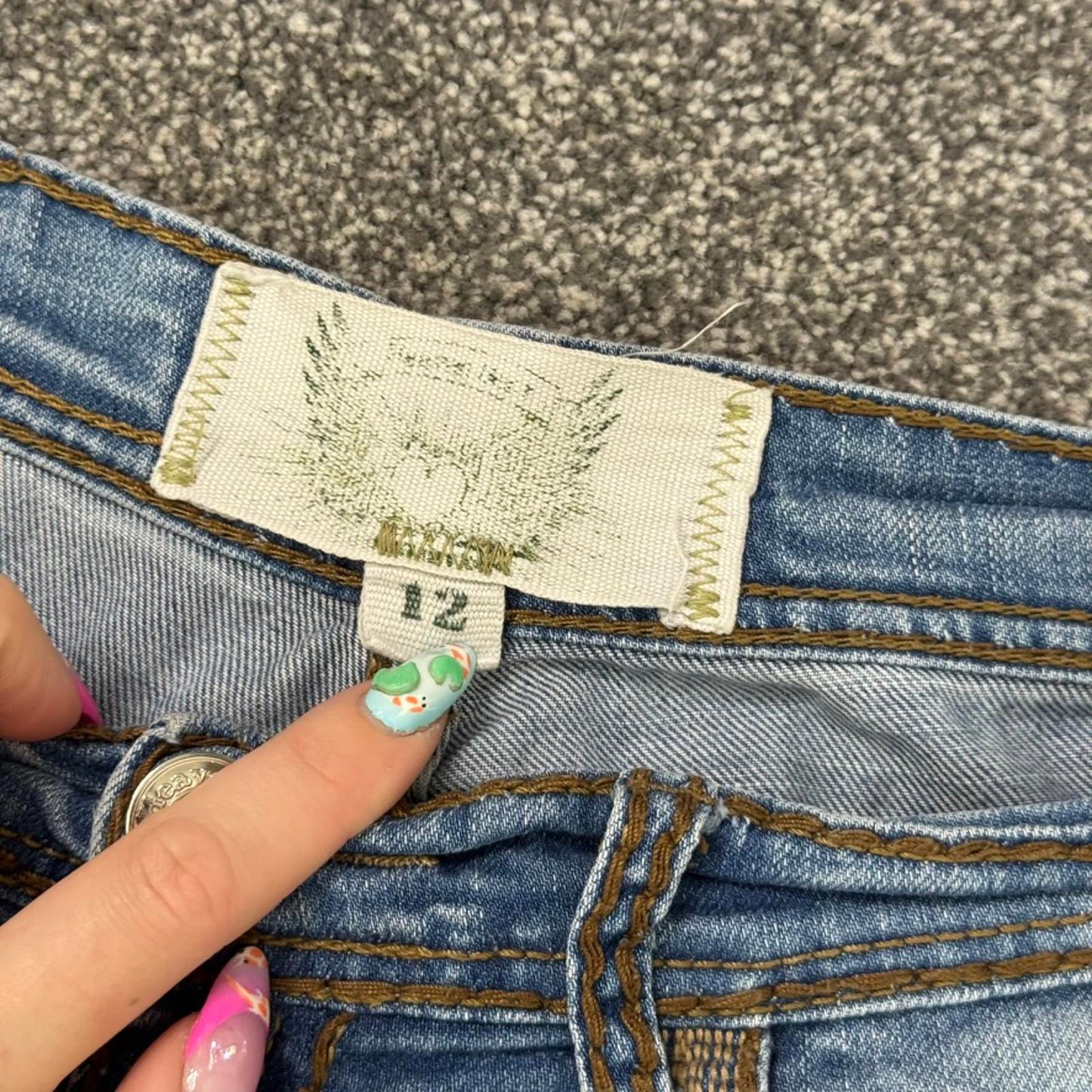 Y2K vintage low rise slim straight leg bootcut jeans faded denim rhinestones