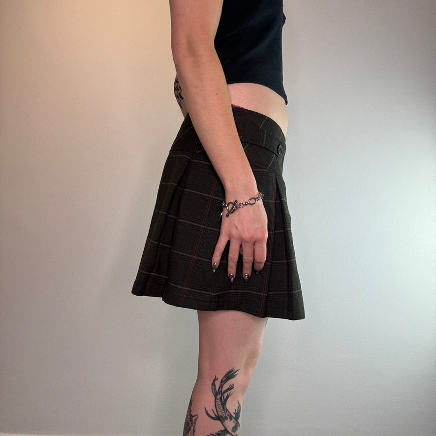 Y2K tartan pleated mini skirt