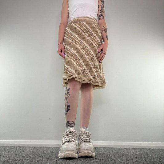 Y2K vintage striped midi skirt gold knee length fraying hem diagonal stripe