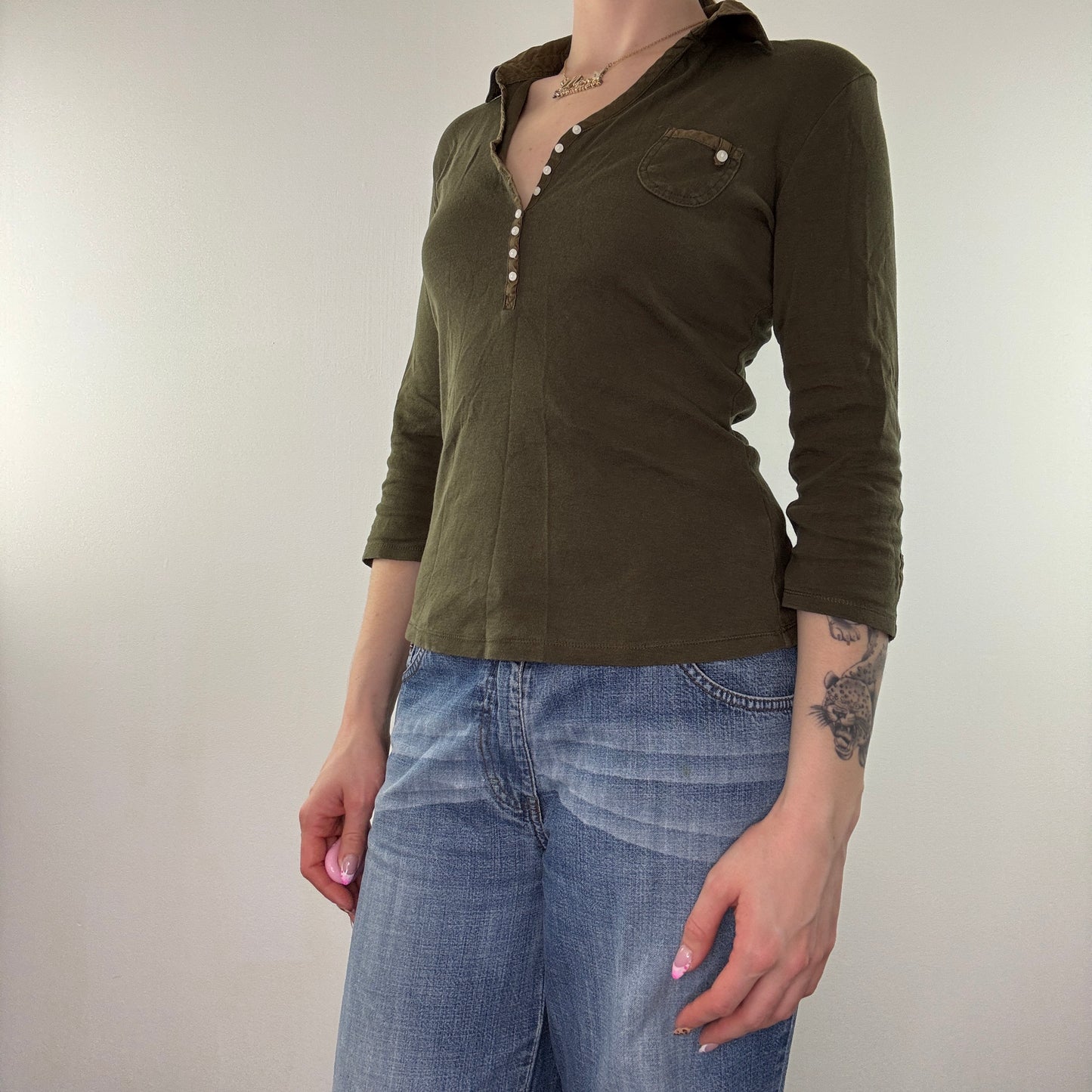 Y2K vintage khaki henley 3/4 sleeve polo top