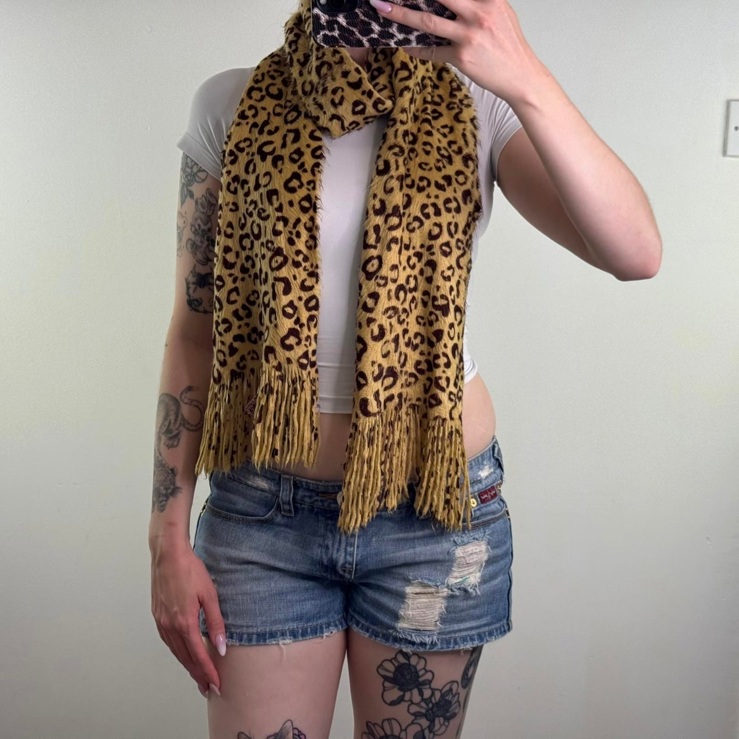 Y2K vintage Evie leopard print fluffy scarf beige brown pattern