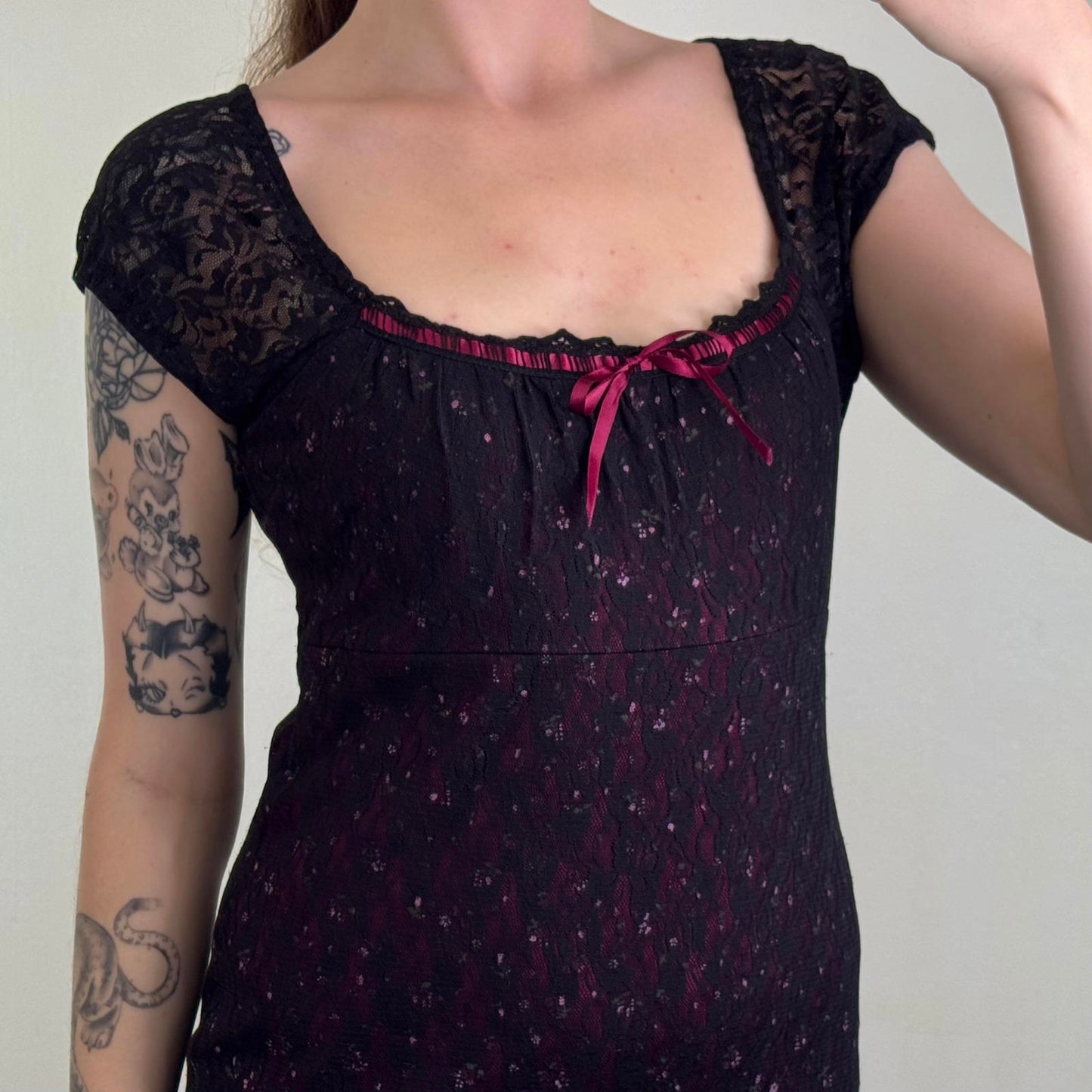 Y2K vintage lace milkmaid midi dress cap sleeve ditsy floral bow scoop neck