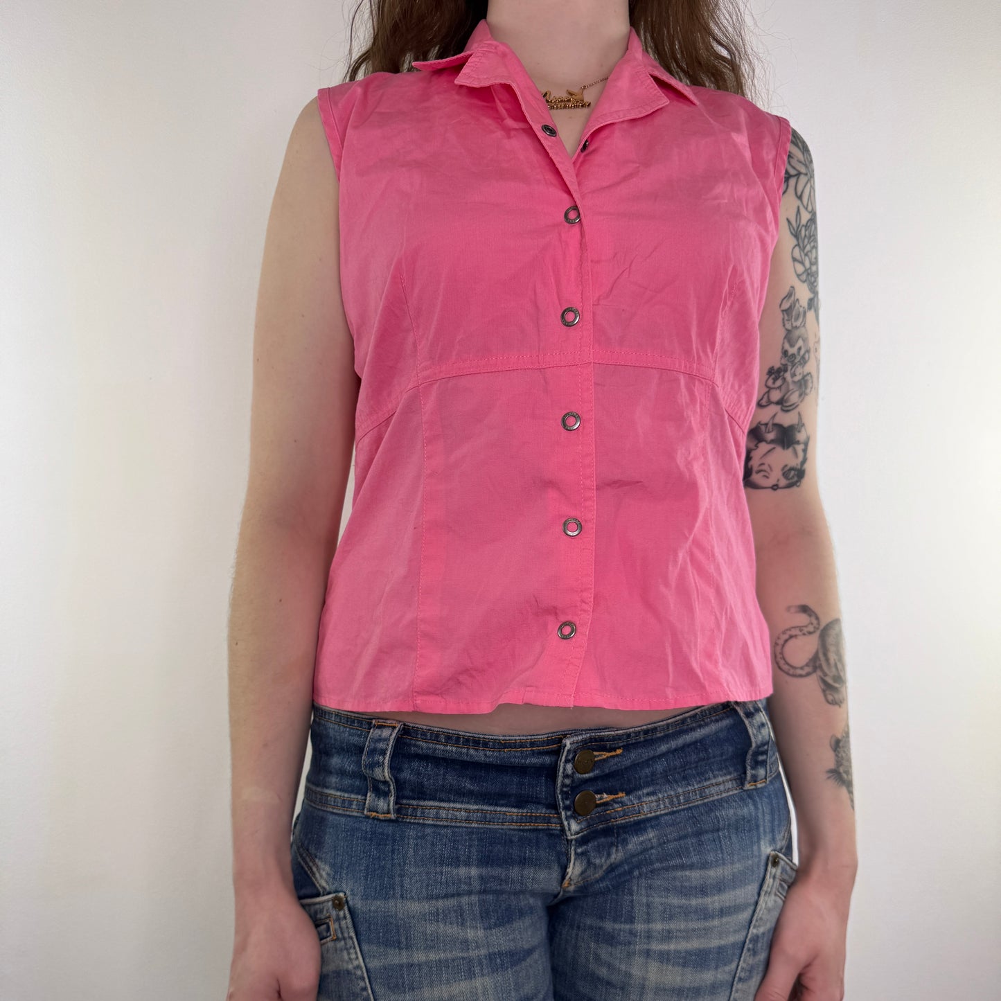 Y2K vintage sleeveless button up shirt