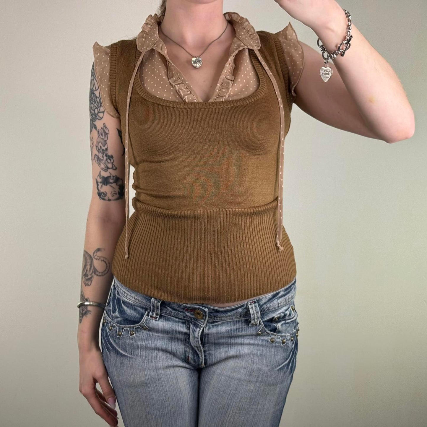 Y2K vintage fine knitted blouse sleeveless polka dot frill high neck