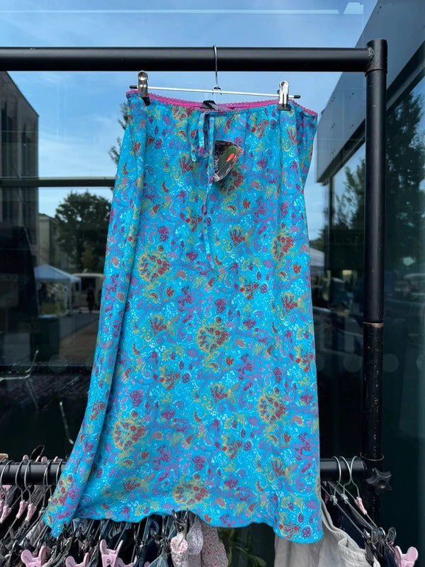 Y2K vintage multi colourful midi skirt paisley boho