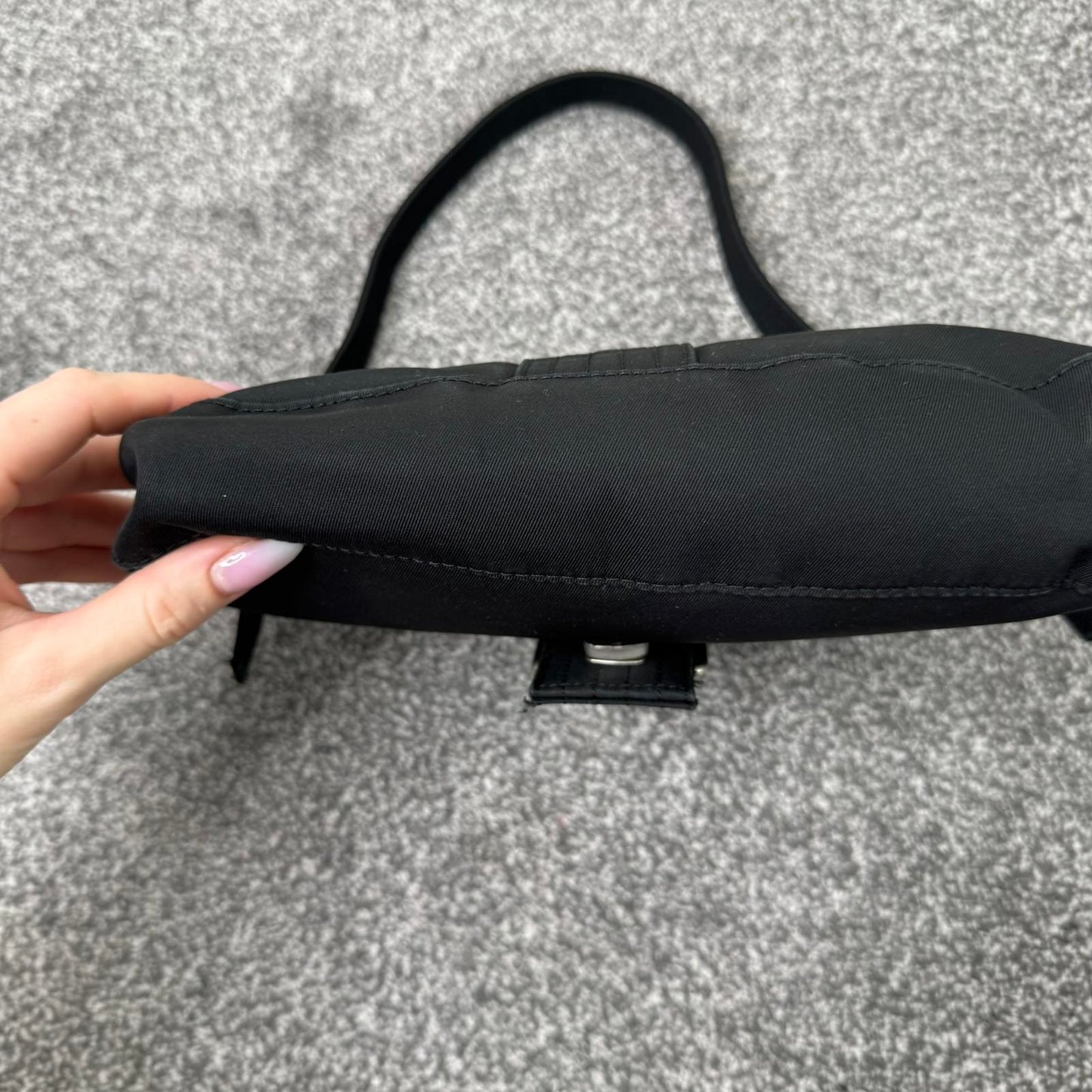 Y2K vintage Gap mini shoulder bag buckle canvas grommet small black silver