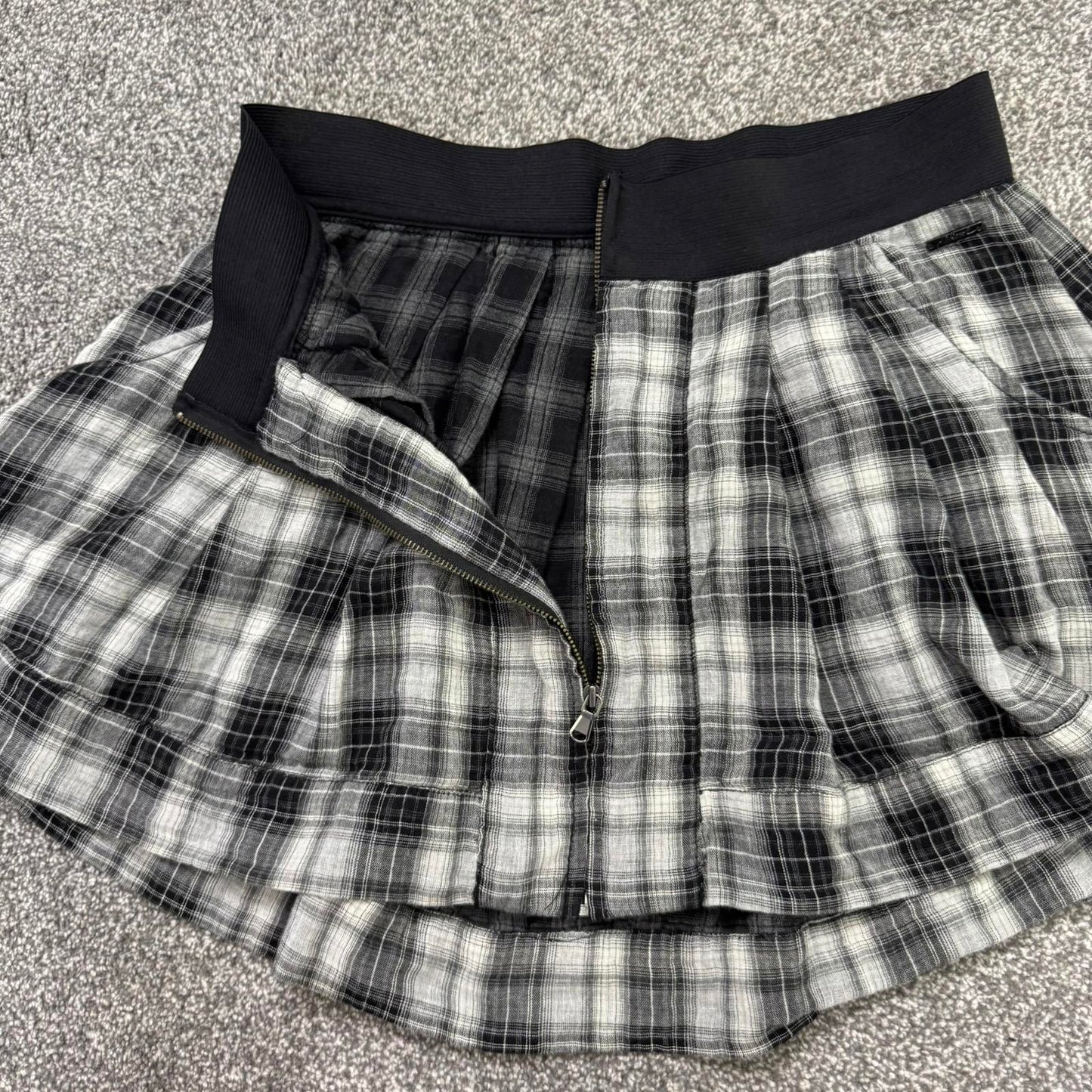 Y2K vintage Diesel tartan mini skirt a line zip up stretchy waistband pockets
