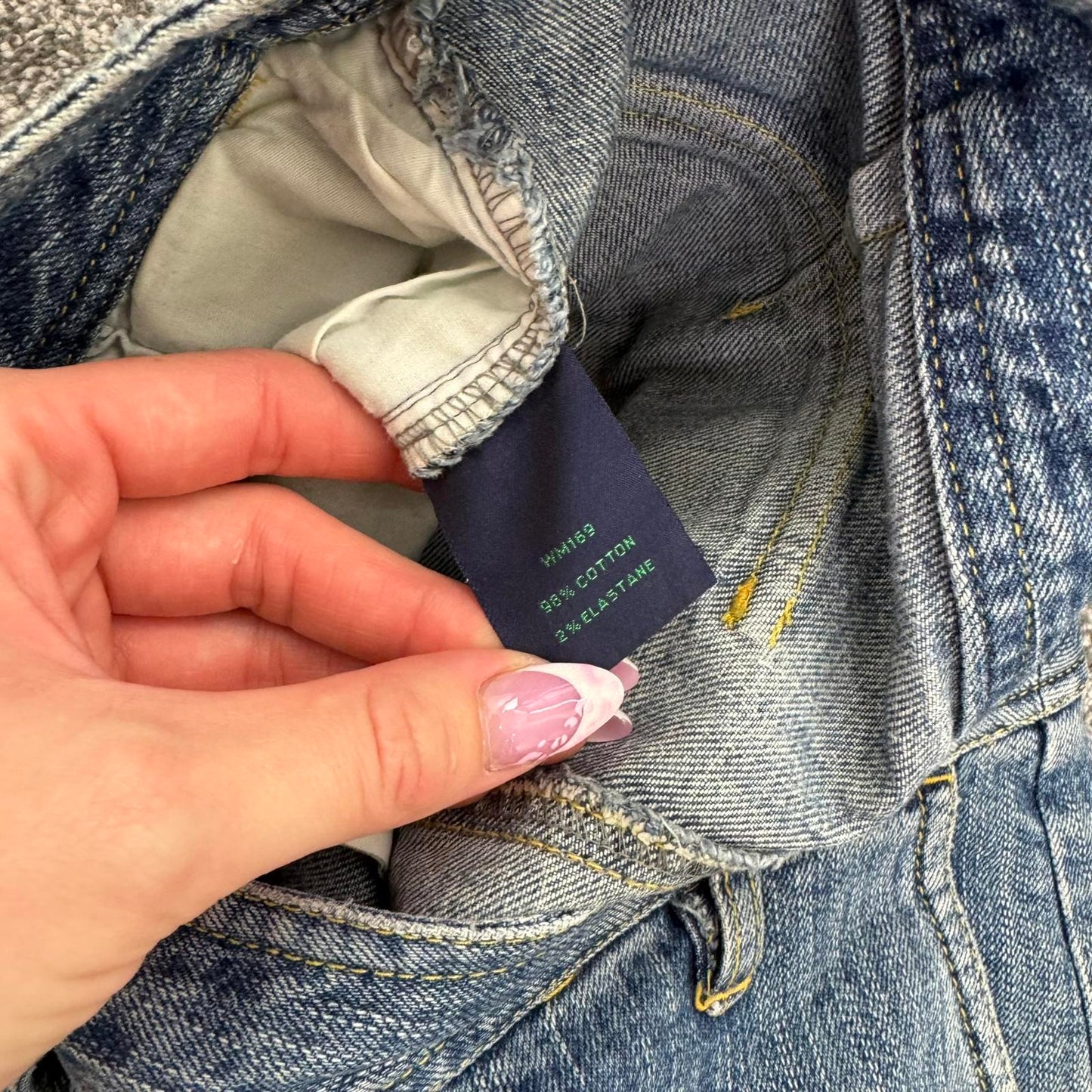 Y2K vintage Boden mid rise stretchy denim capri cropped jeans buttons faded blue