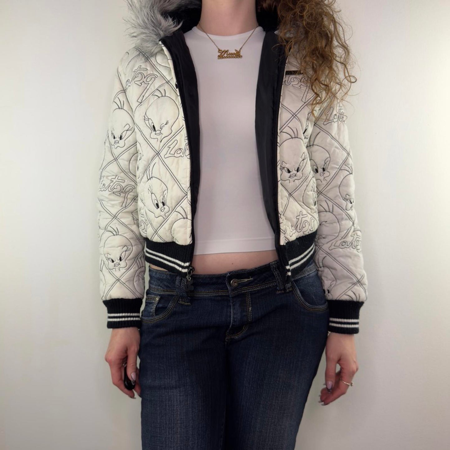 Y2K vintage Lot29 Looney Tunes Tweety short puffer jacket bomber zip up coat