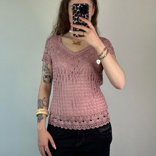 Y2K vintage crochet v neck short sleeve top dusty pink scallop hem boho festival