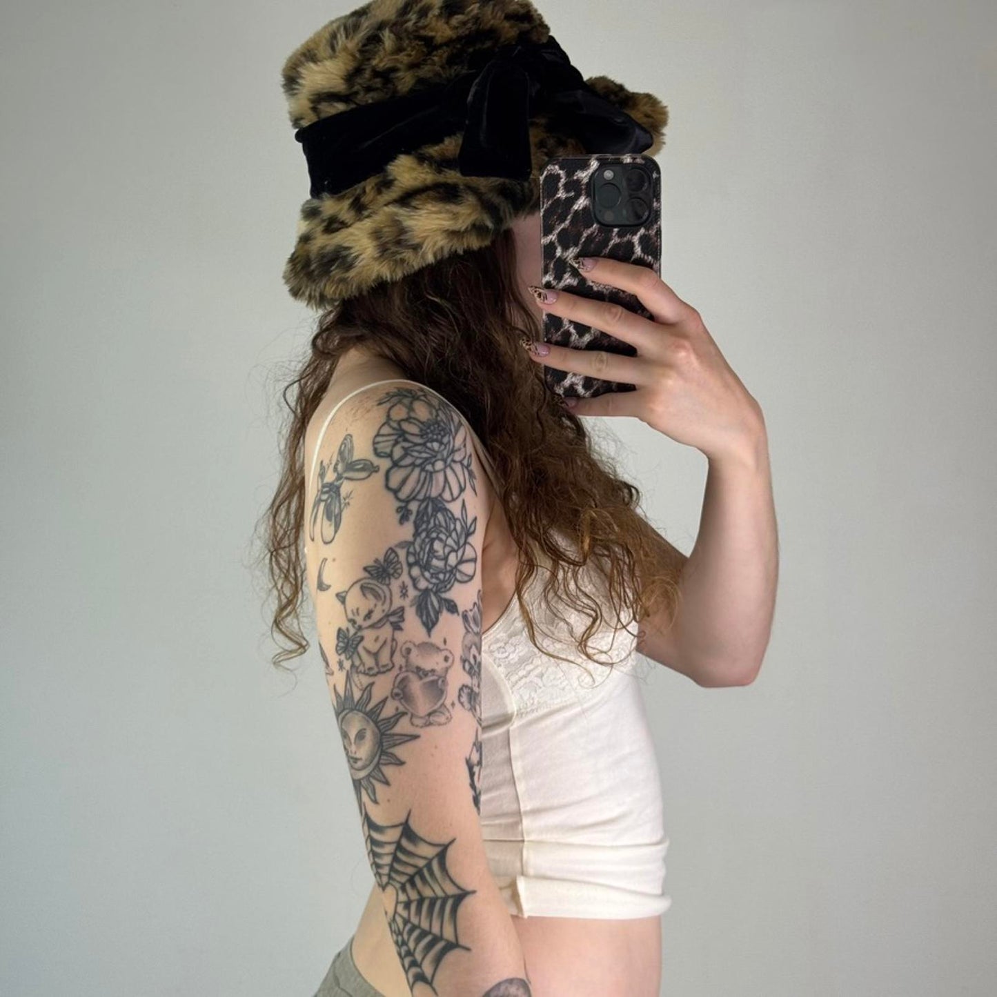 Y2K vintage leopard print faux fur bucket hat velour black bow satin lined