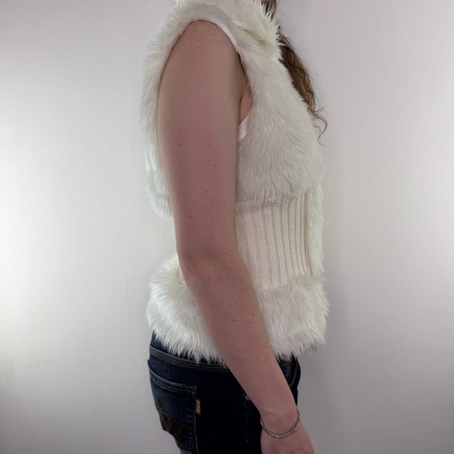 Y2K vintage faux fur sleeveless jacket zip up knit