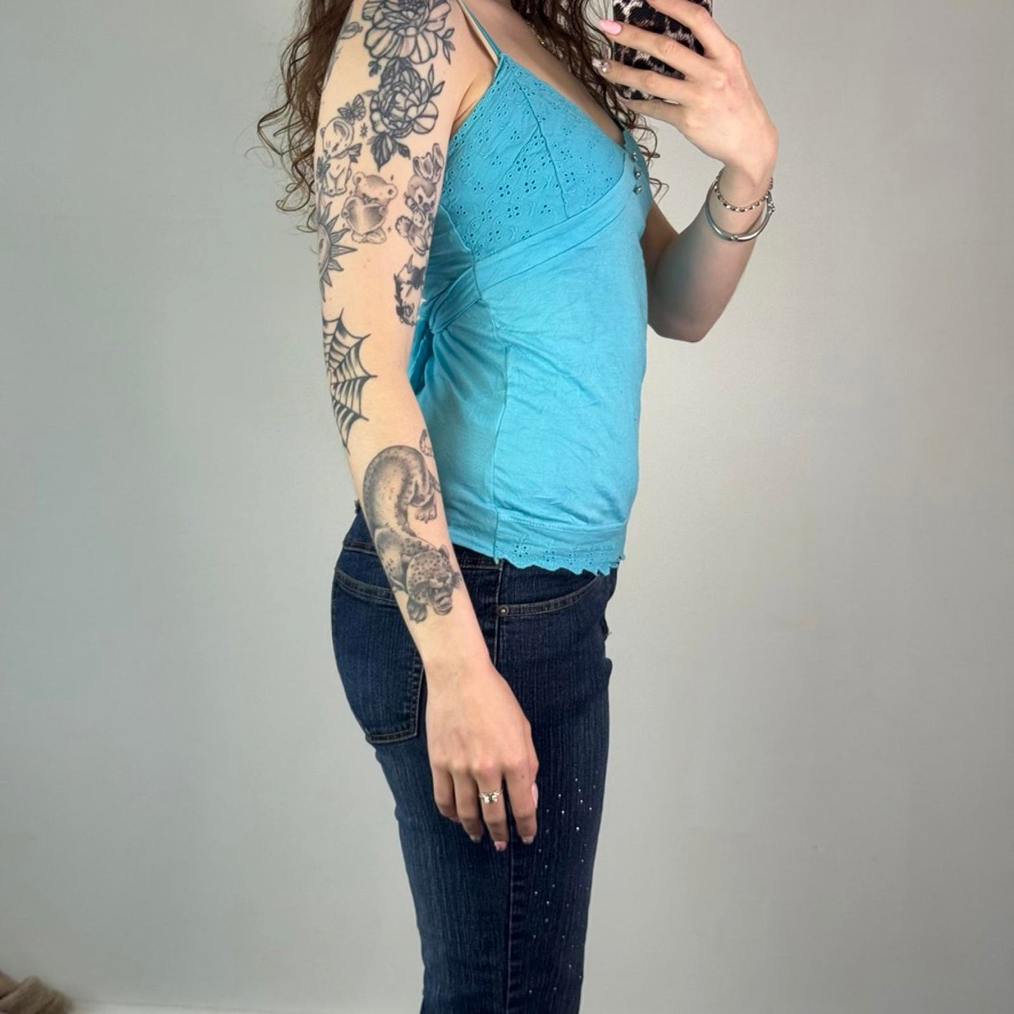 Y2K vintage Bay cami top tie back bow rhinestone v neck scallop hem