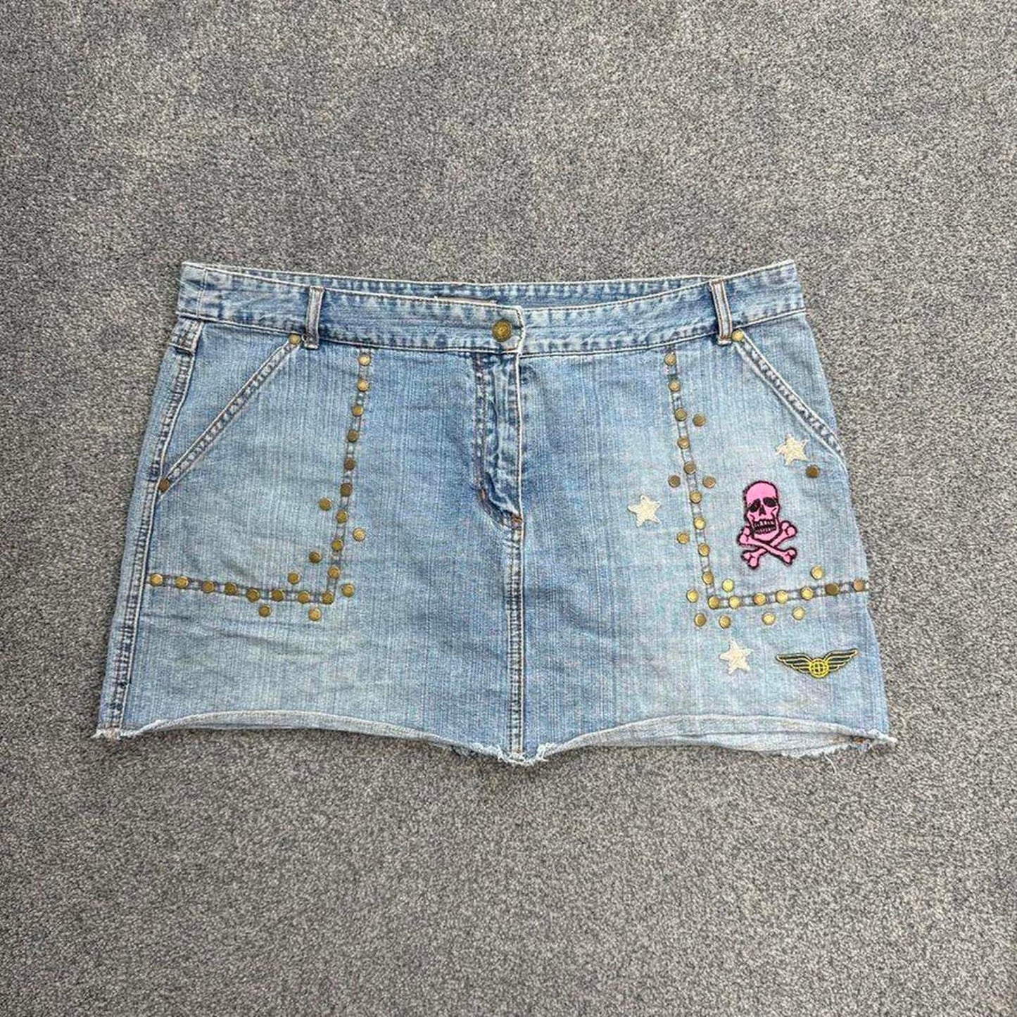 Y2K vintage low rise studded skull denim mini skirt patch usa military mcbling