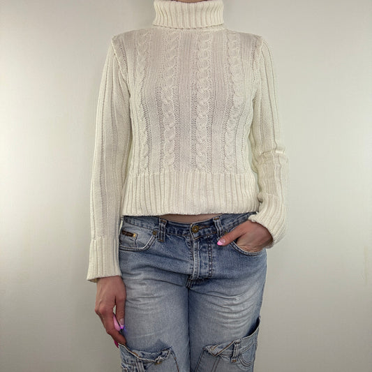 Y2K vintage cable knit turtleneck jumper