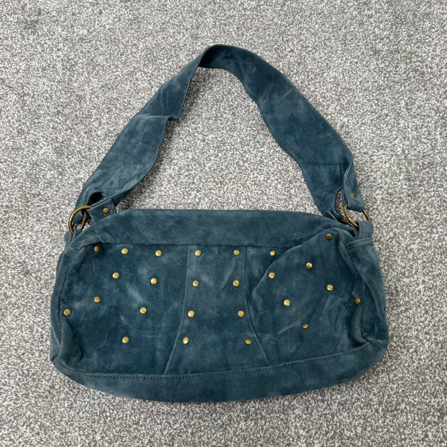 Y2K vintage faux suede shoulder bag studded long small baguette o ring