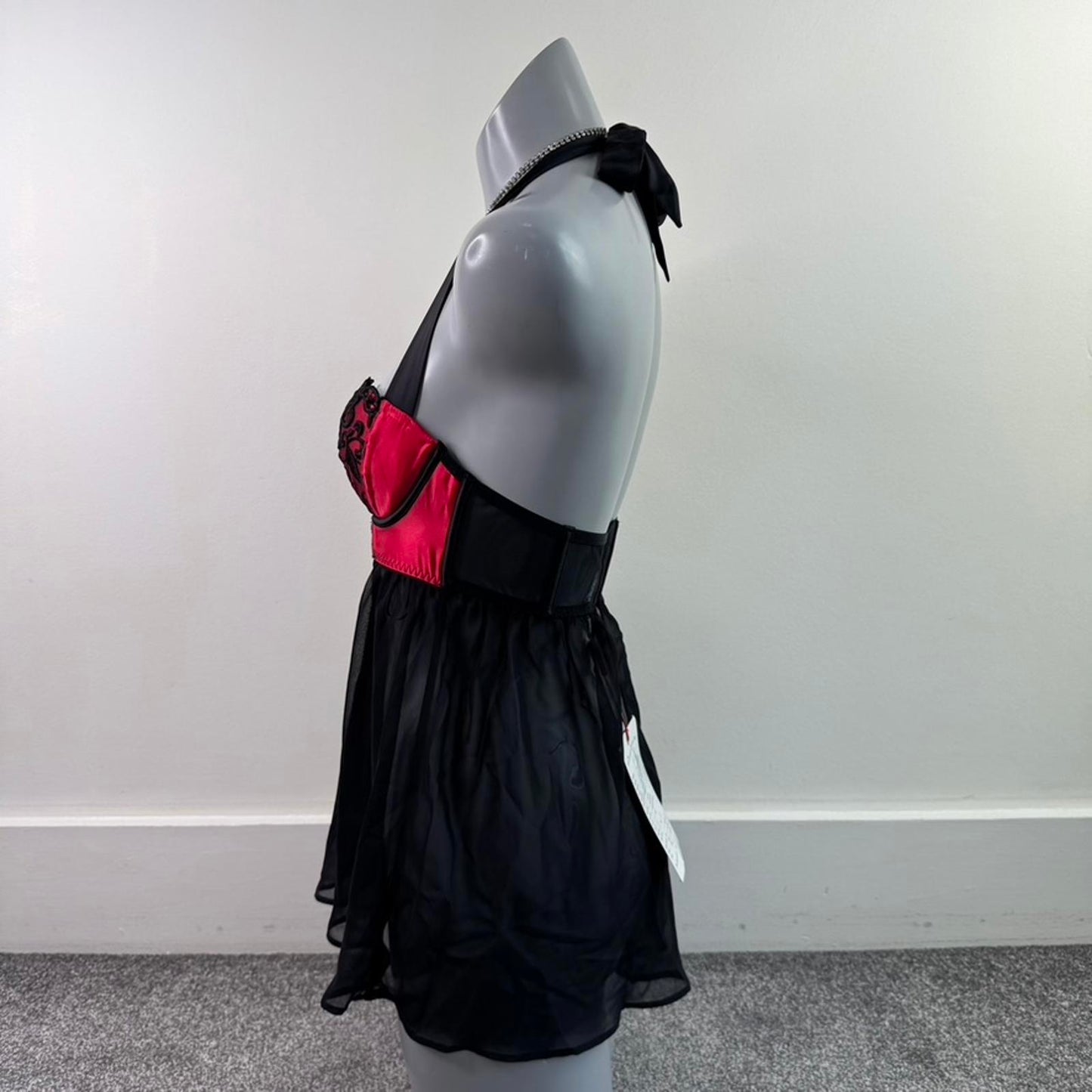 Ann Summers sample piece babydoll halter neck floral red black mesh padded satin