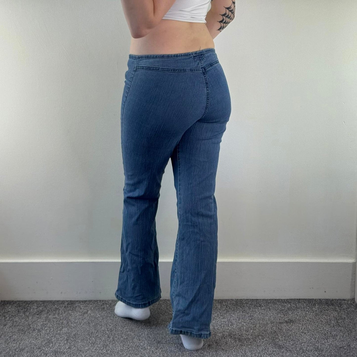 Y2K vintage stretchy mid rise flare denim jeans light blue wash bootcut