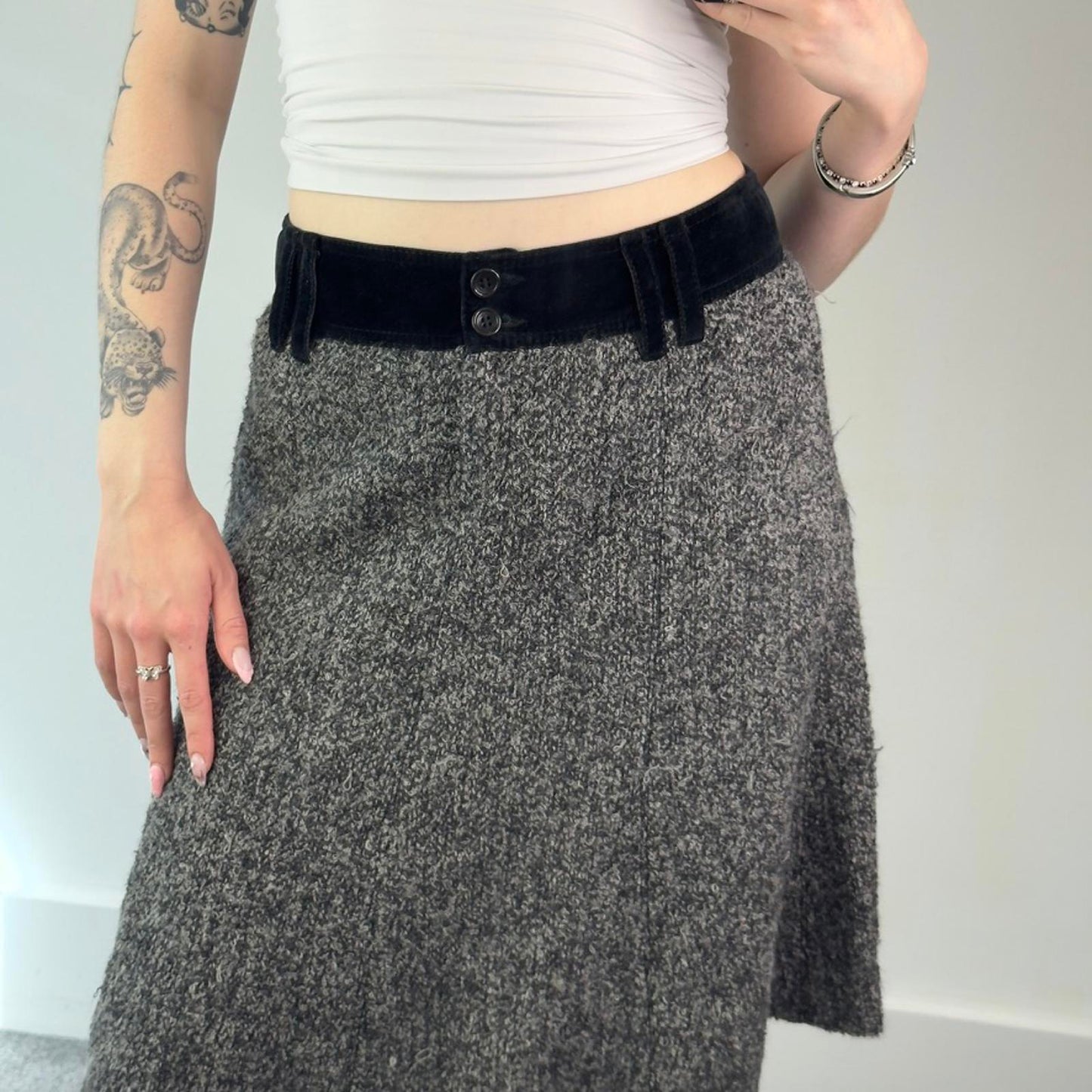 Armani Collezioni midi skirt wool a line velvet trim waistband office formal