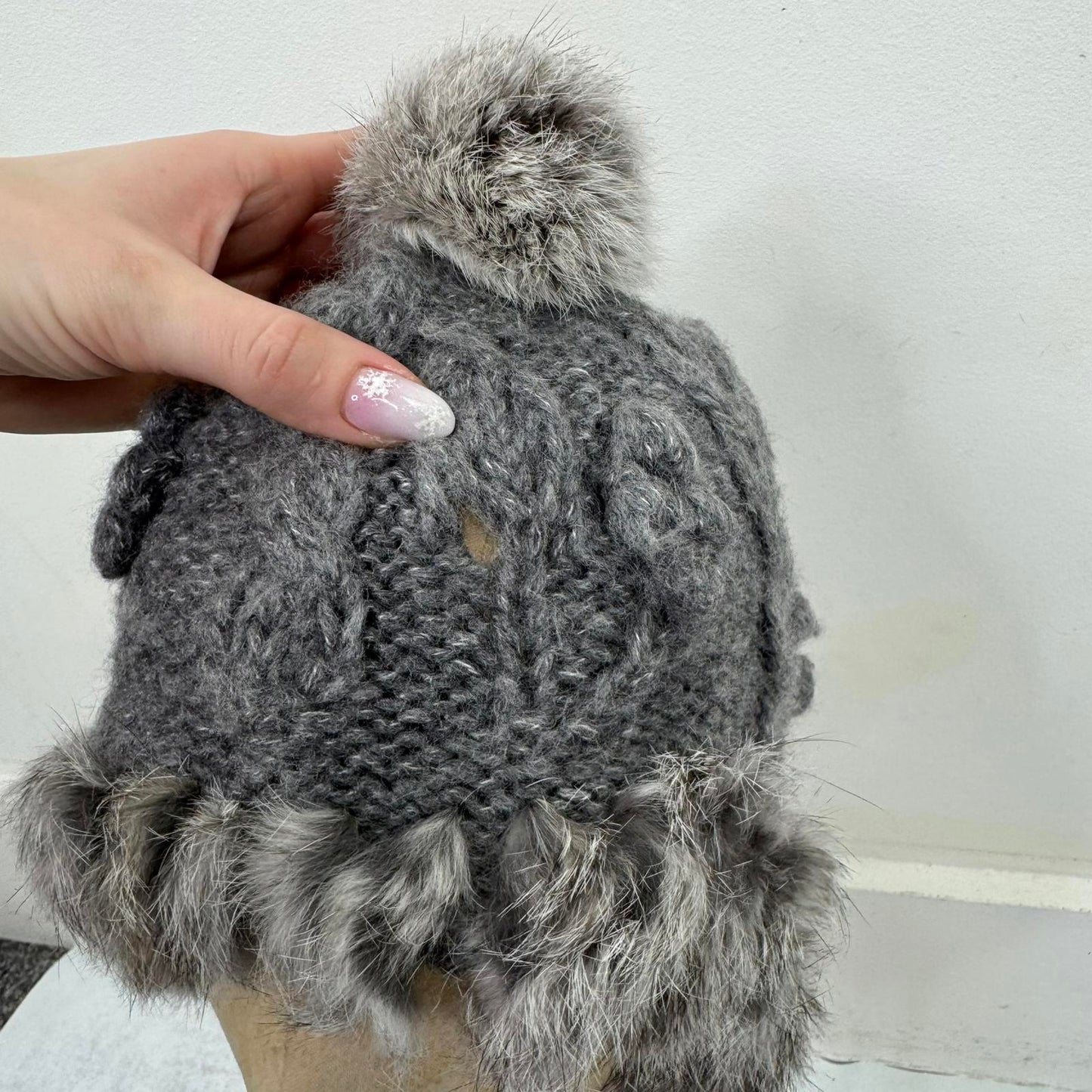 Y2K vintage genuine rabbit fur trapper hat knitted pom cable knit grey winter