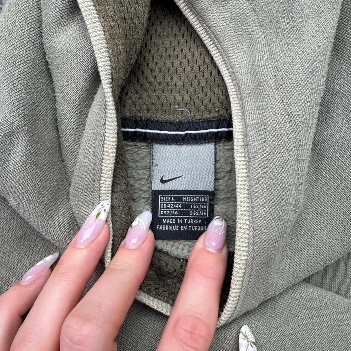 Y2K vintage Nike hoodie embroidered khaki athletic spell out