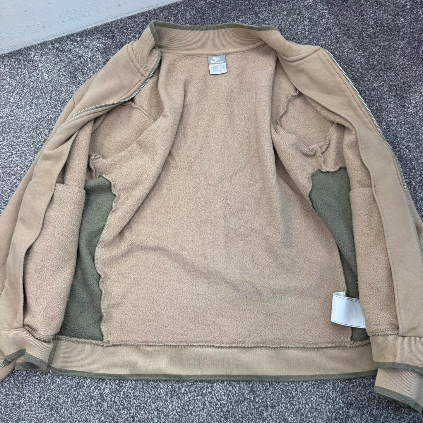 Y2K vintage Nike zip up jumper stripe high neck beige khaki stripy silver
