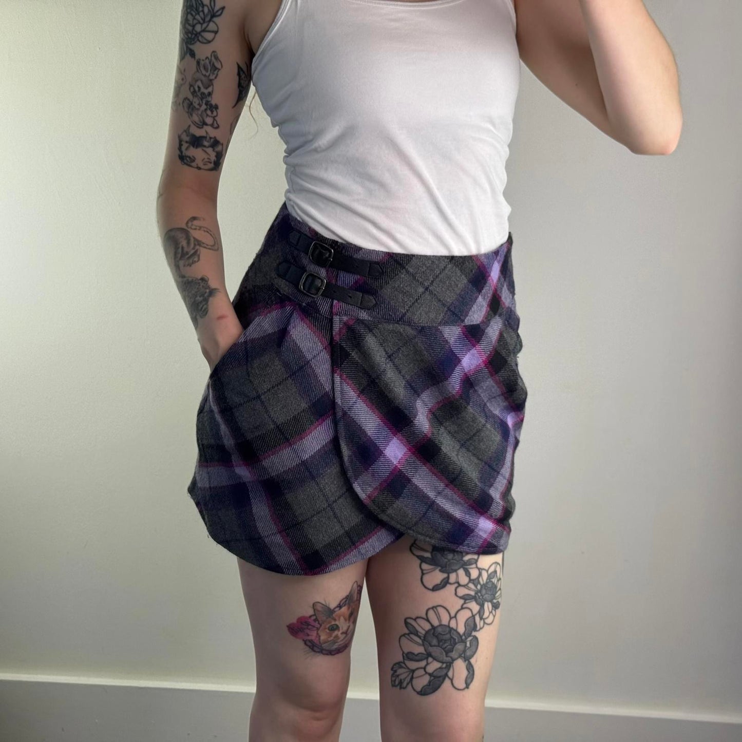Y2K vintage Ted Baker wool mini skirt tartan buckle side pockets purple grey