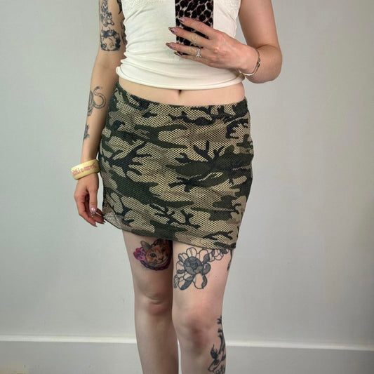 Y2K vintage camo mini skirt mid rise stretchy netted