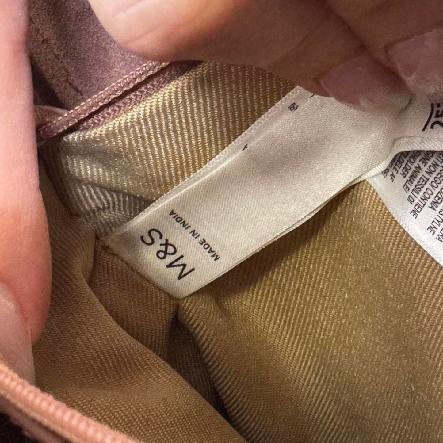 Genuine leather shoulder bag brown adjustable strap magnetic closure