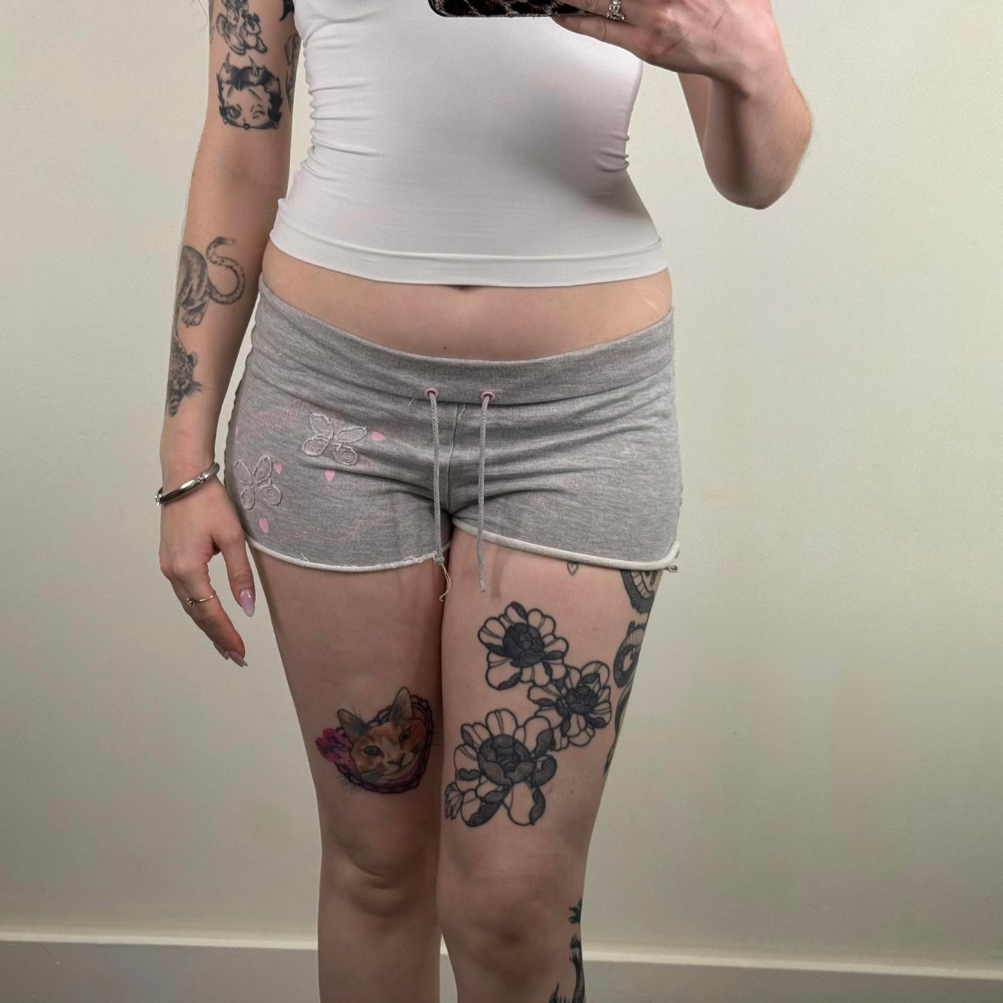 Y2K vintage low rise sporty shorts jersey mini butterfly heart grey pink stretch