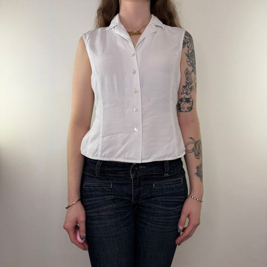 Y2K vintage sleeveless button up shirt