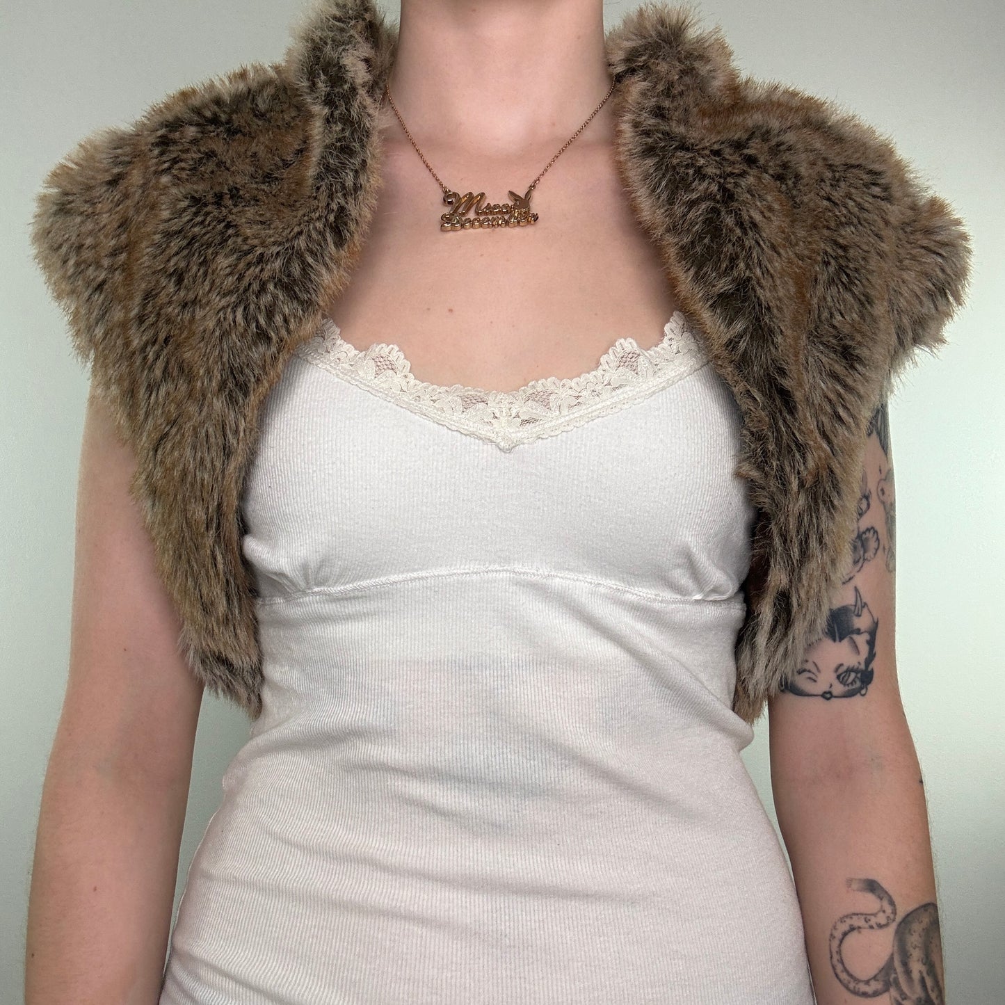 Y2K vintage Jane Norman faux fur cropped gilet shawl