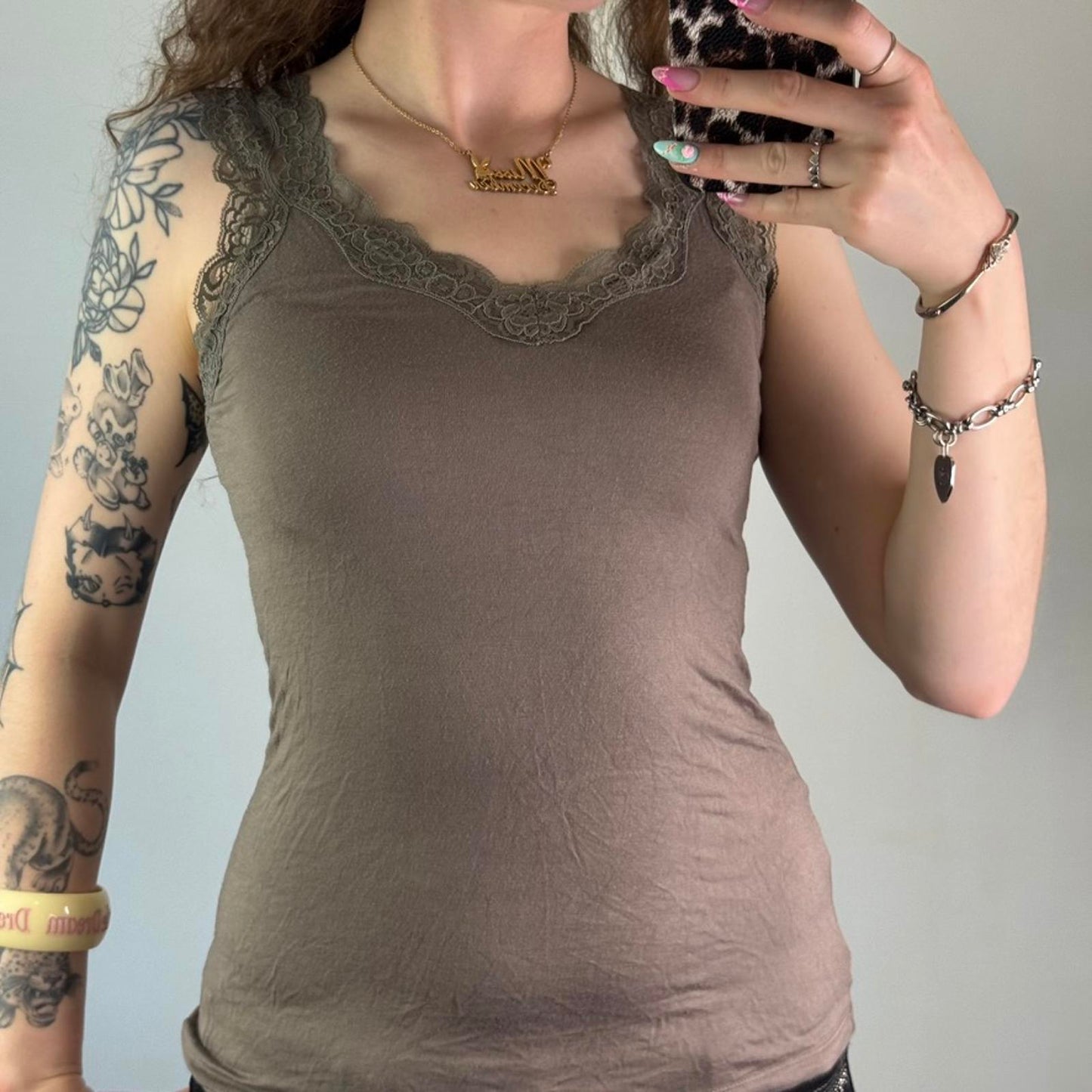 Y2K vintage lace trim v neck brown cami tank top chunky thick straps basic