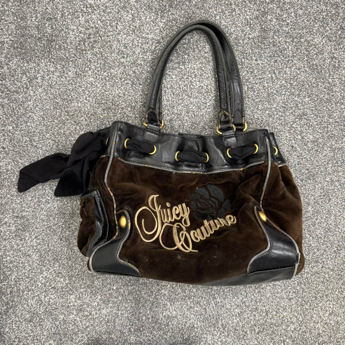 Y2K vintage Juicy Couture daydreamer bag brown velour rose floral embroidery