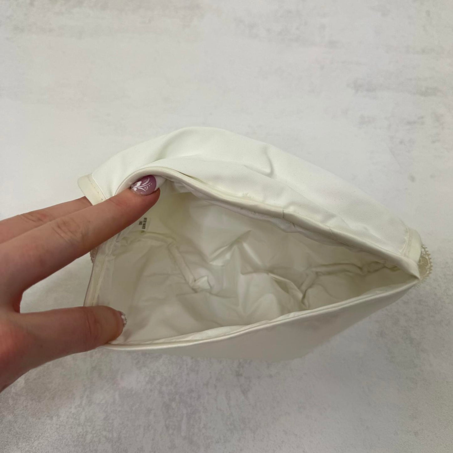 Y2K vintage makeup bag cream frilly rose travel