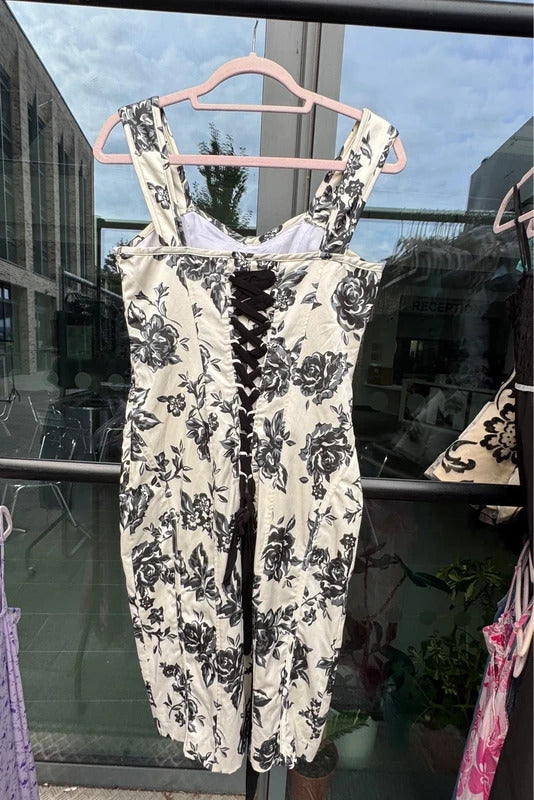 Vintage 2000s lace up floral midi dress evening wedding party