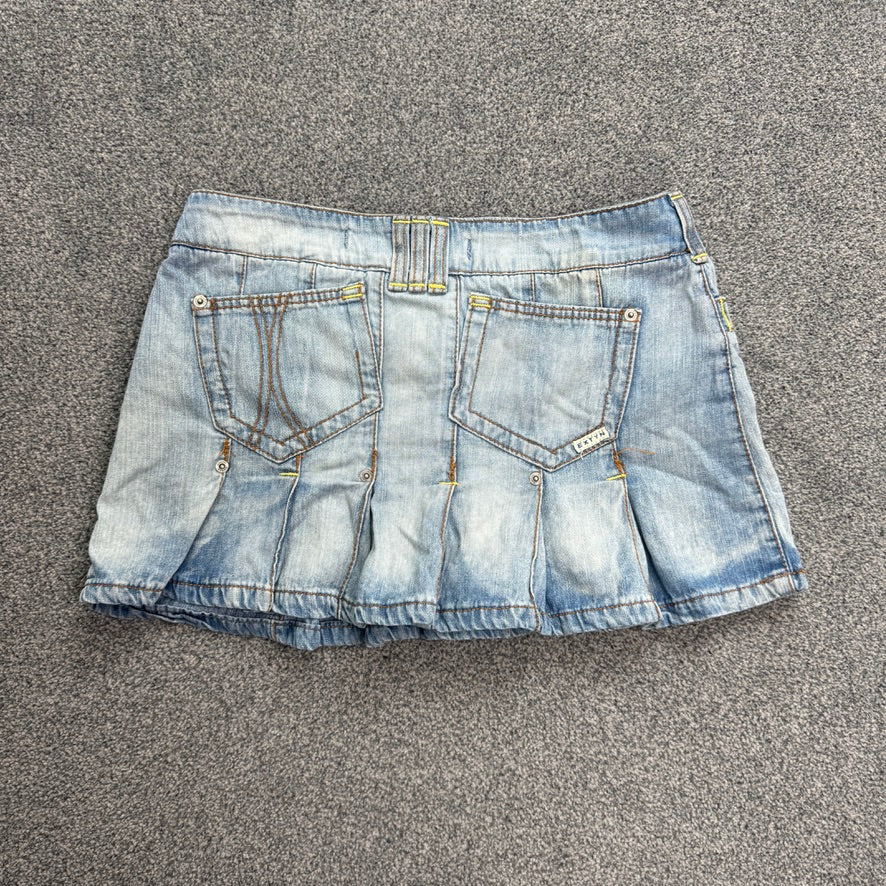 Y2K vintage low rise contrast stitch faded denim pleated mini skirt