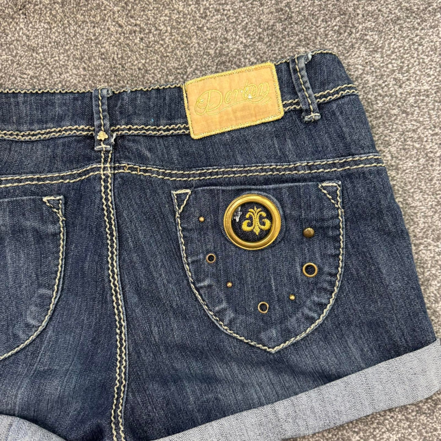 Y2K vintage denim mini short dark blue filigree contrast stitch grommet studded