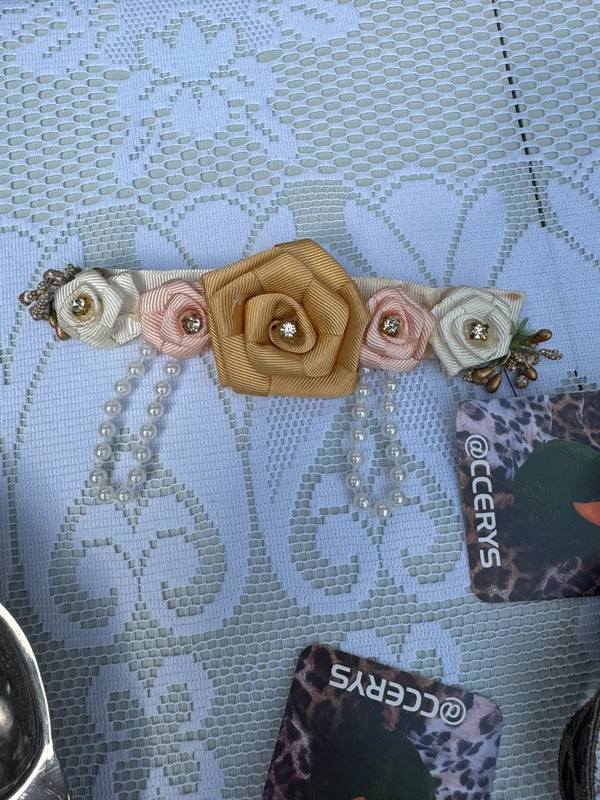 Cute handmade floral rhinestone beads brooch pin badge
