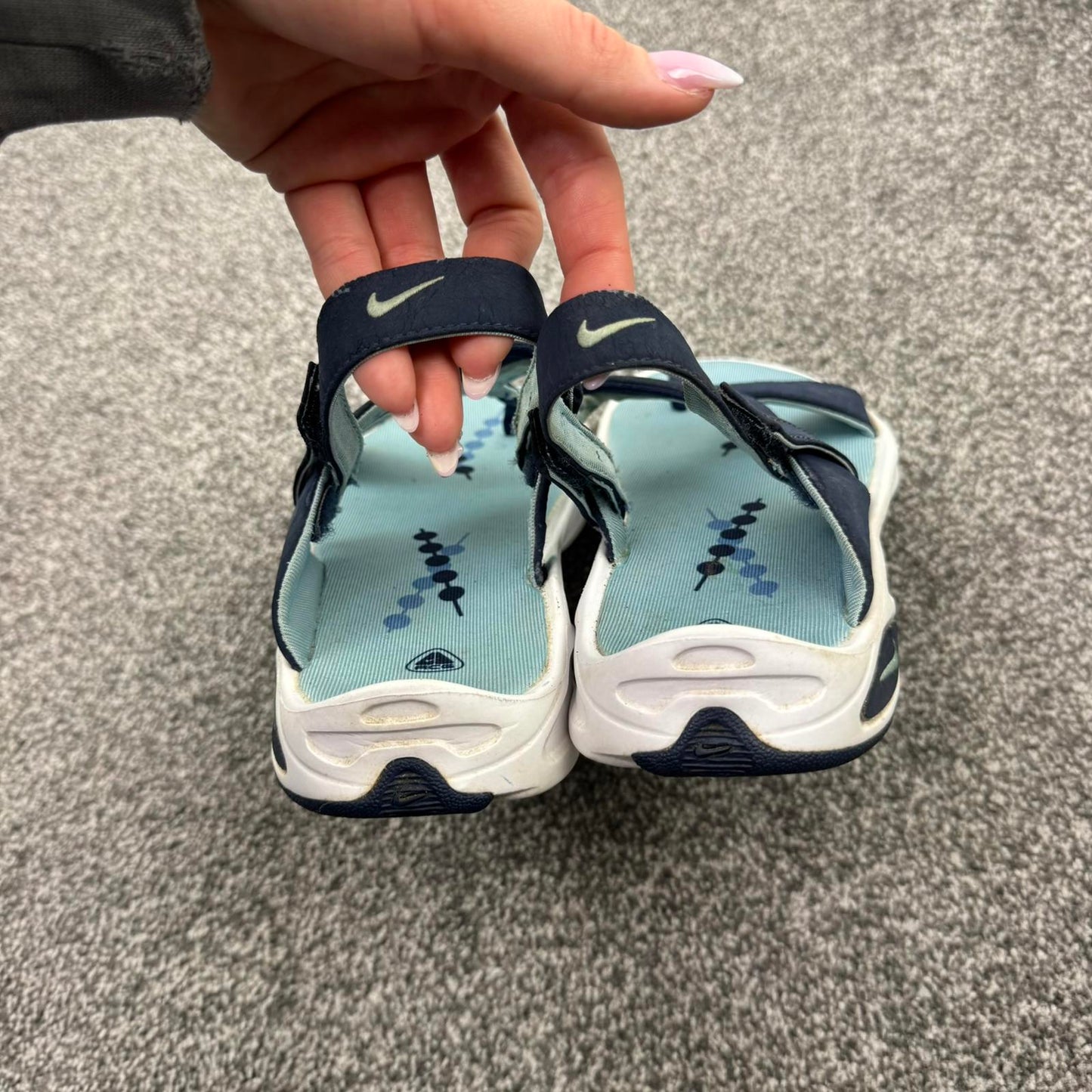 Y2K vintage Nike ACG sandals strap thong baby dark blue white sporty