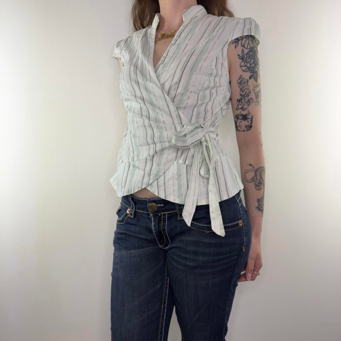 Y2K vintage stretch pinstripe short sleeve shirt