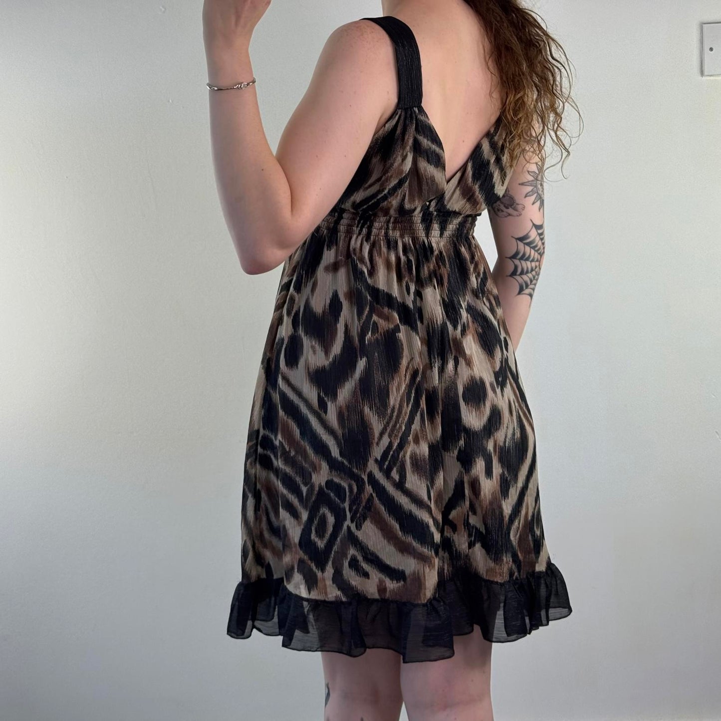 Y2K vintage sparkly midi dress abstract print glitter v neck frill hem a line