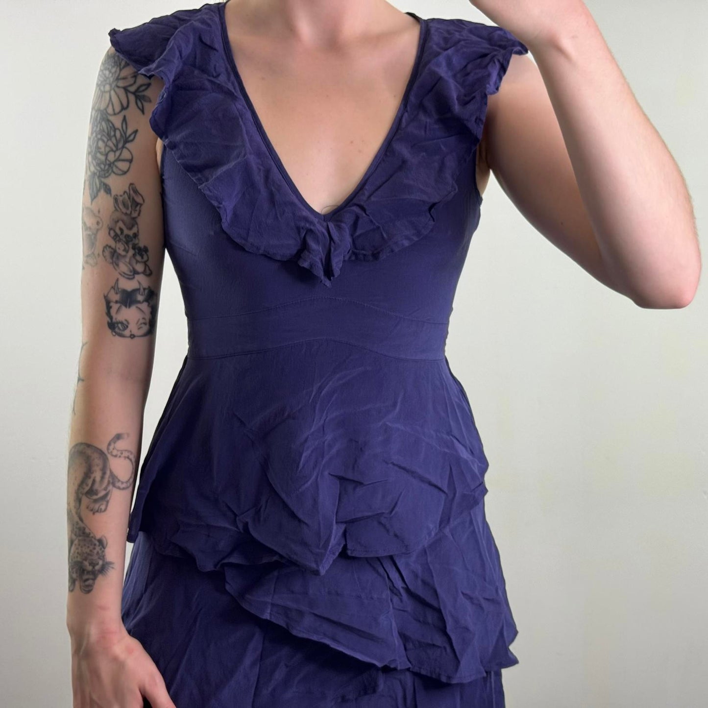 Y2K vintage 100% silk midi dress ruffle layered v neck above knee length purple