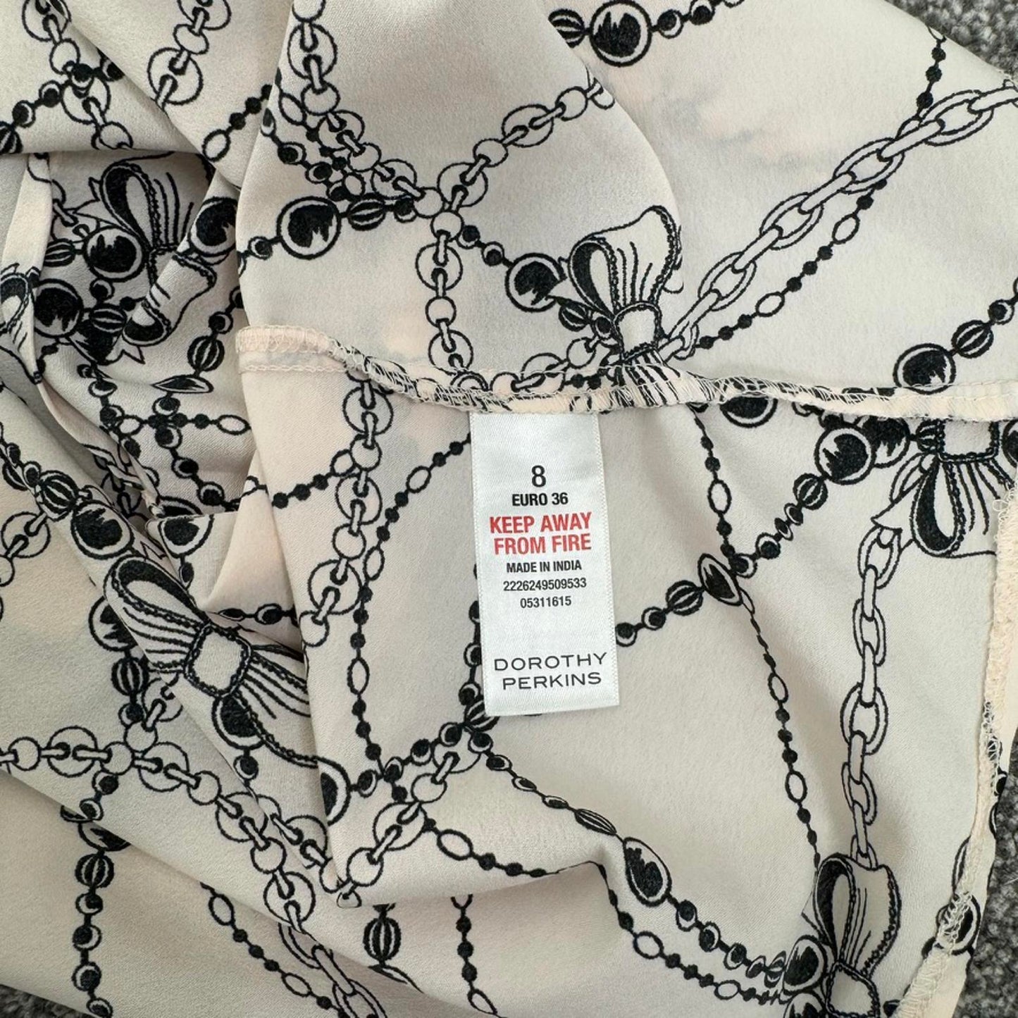 Y2K vintage short sleeve blouse heart locket bow bead pattern collared style