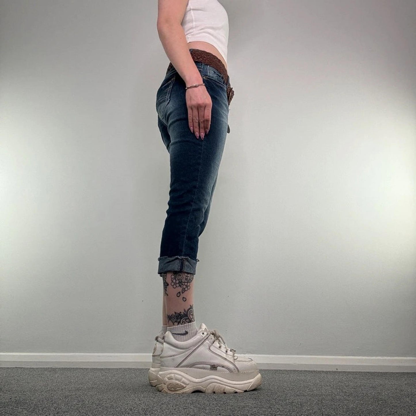 Y2K vintage mid rise stretch denim capri jeans with woven belt cropped faded