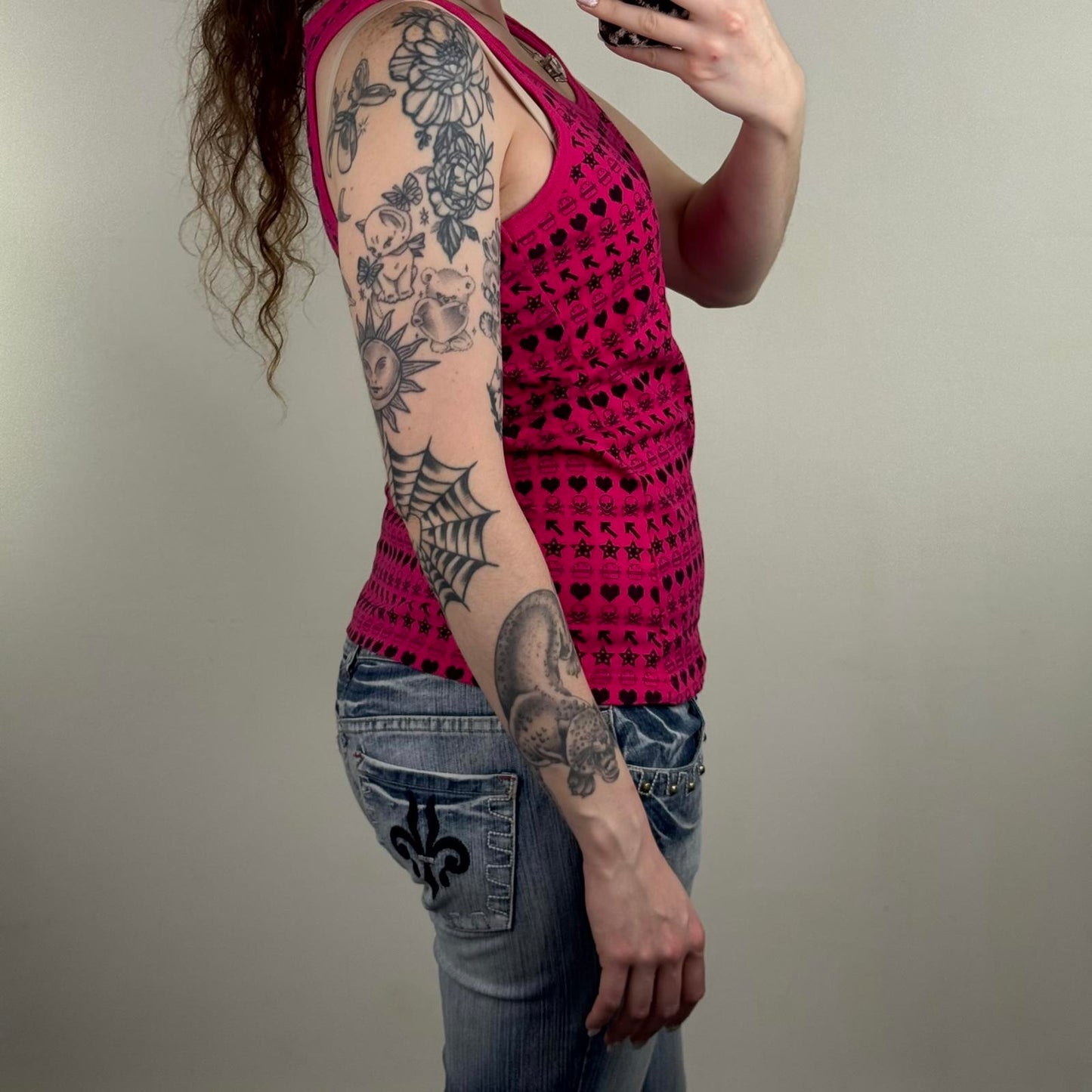 Y2K vintage cyber graphic print tank top burger heart skull star hot pink