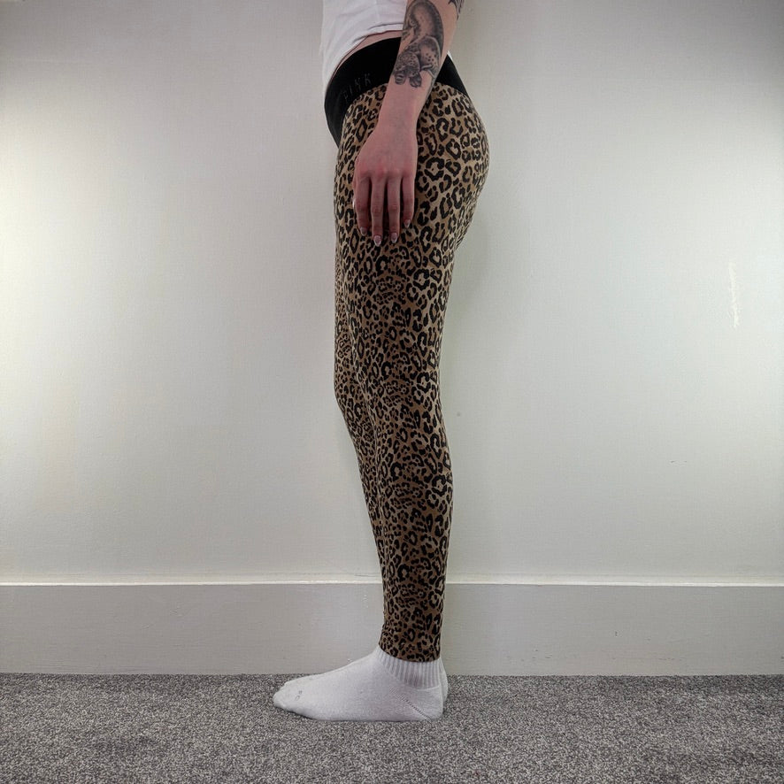 Victoria’s Secret PINK low rise leopard print leggings