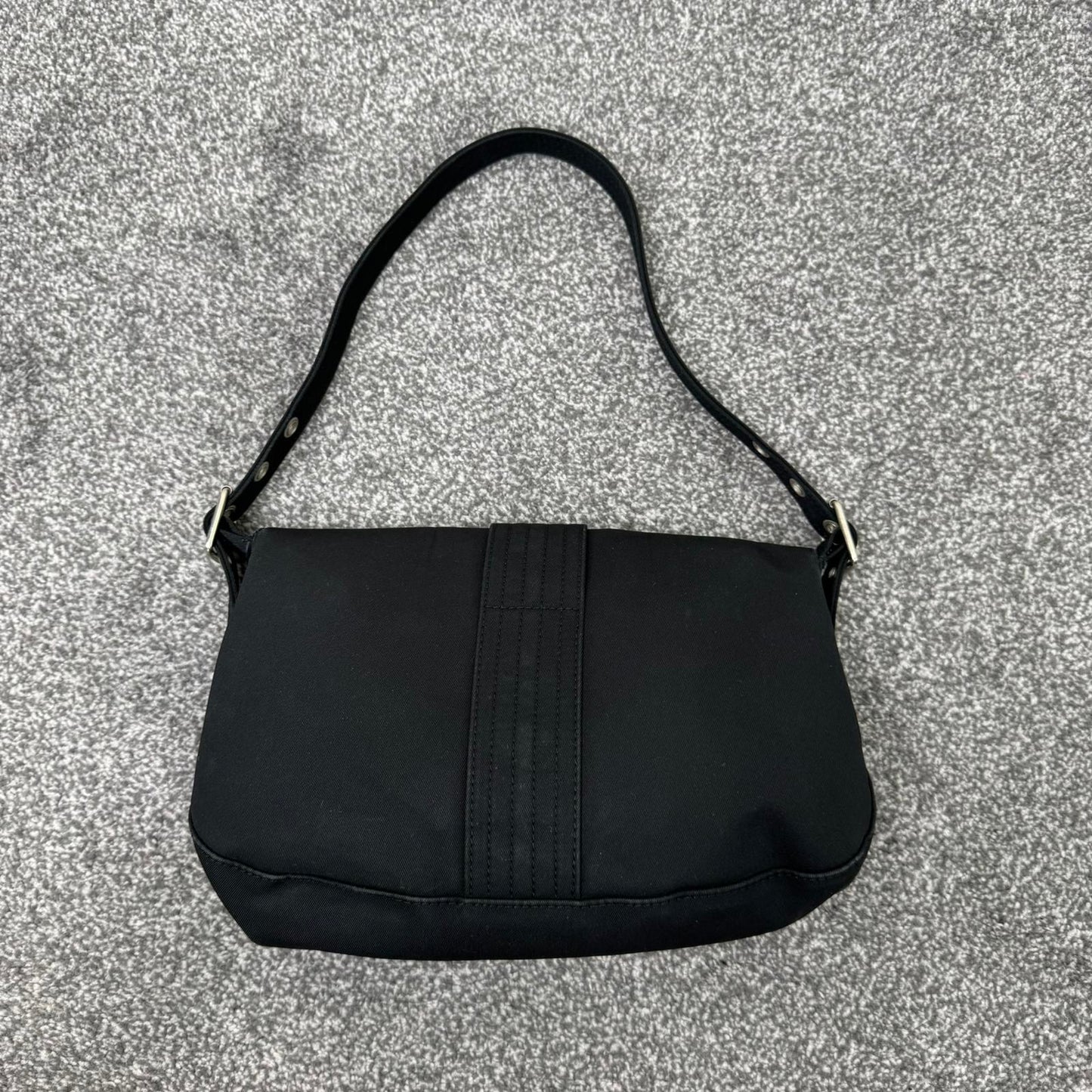 Y2K vintage Gap mini shoulder bag buckle canvas grommet small black silver